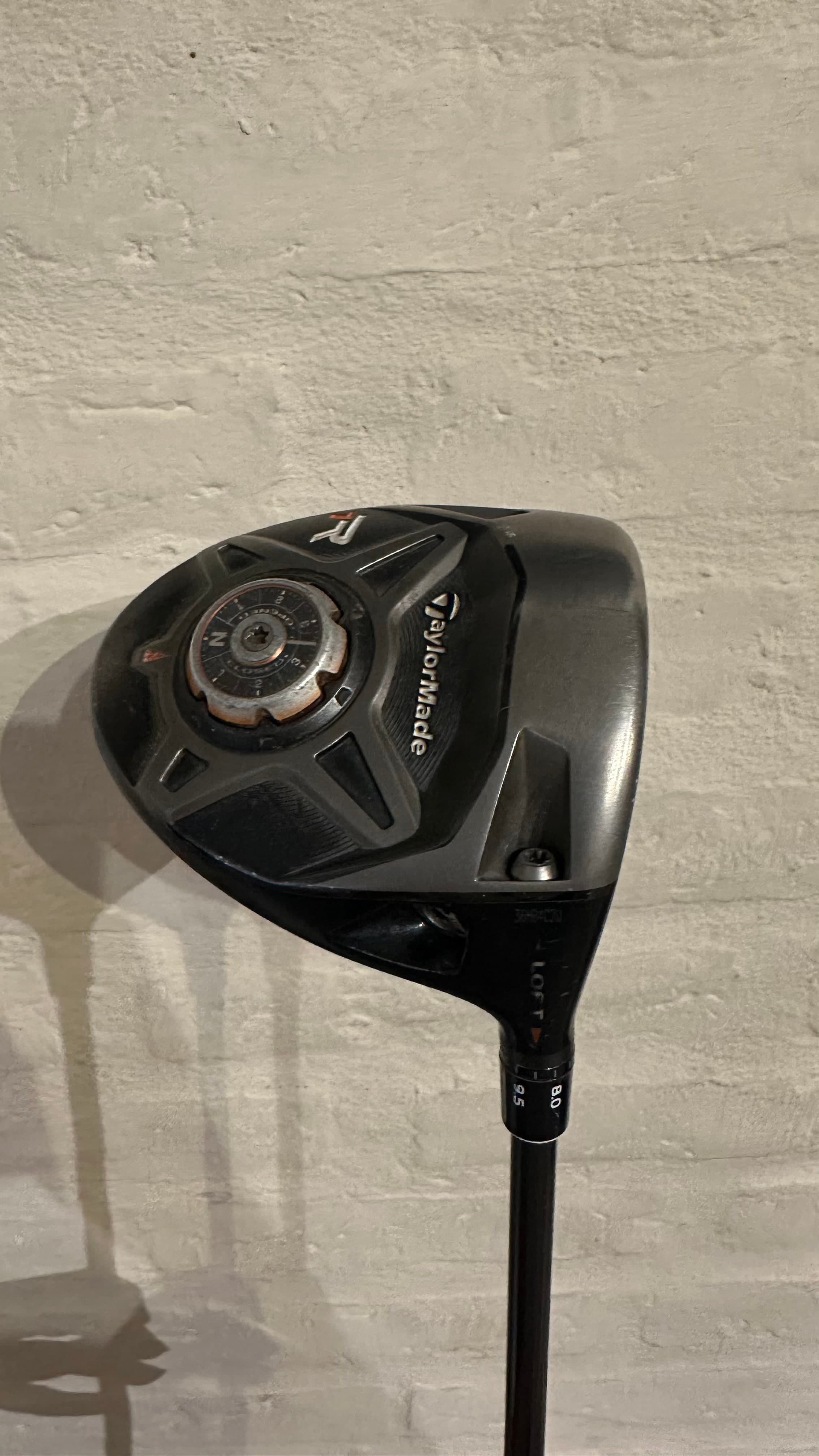 TaylorMade R1
